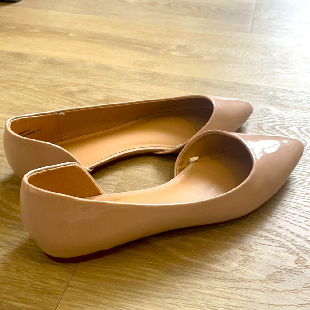 Nude flats